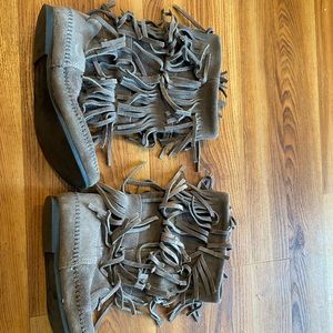 Minnetonka Fringe Boots